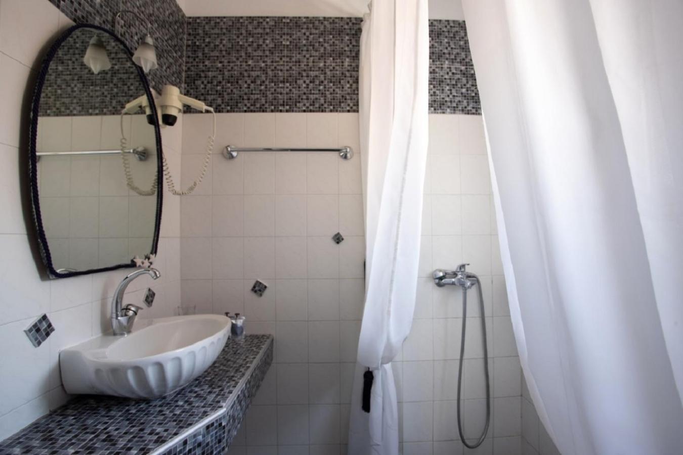 Argo Rooms & Studios Agioi Apostoloi  Bilik gambar